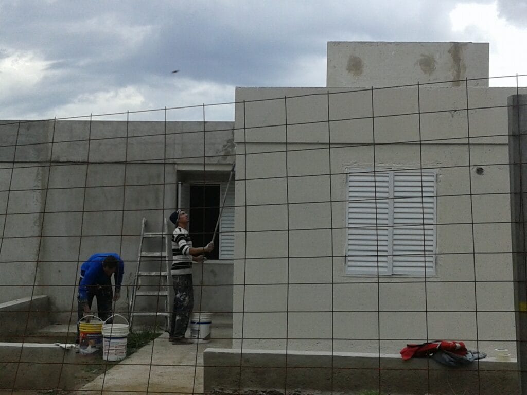 Viviendas: comenzaron a pintar en Cispren II