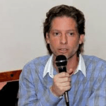 Programa destinado a personas dedicadas al cuidado de adultos mayores