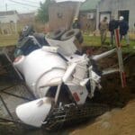 Italó: un camión cayó a un pozo de anclaje de una antena de Telecom