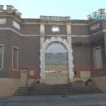 Encadenados en Tribunales: familiares de presos denuncian malos tratos en la cárcel