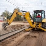 Comenzó la pavimentación de calle Laprida y continúa la transformación del Viejo Hospital