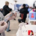 Vacunación COVID-19: desde este jueves los mayores de 18 años pueden recibir la cuarta dosis sin turno