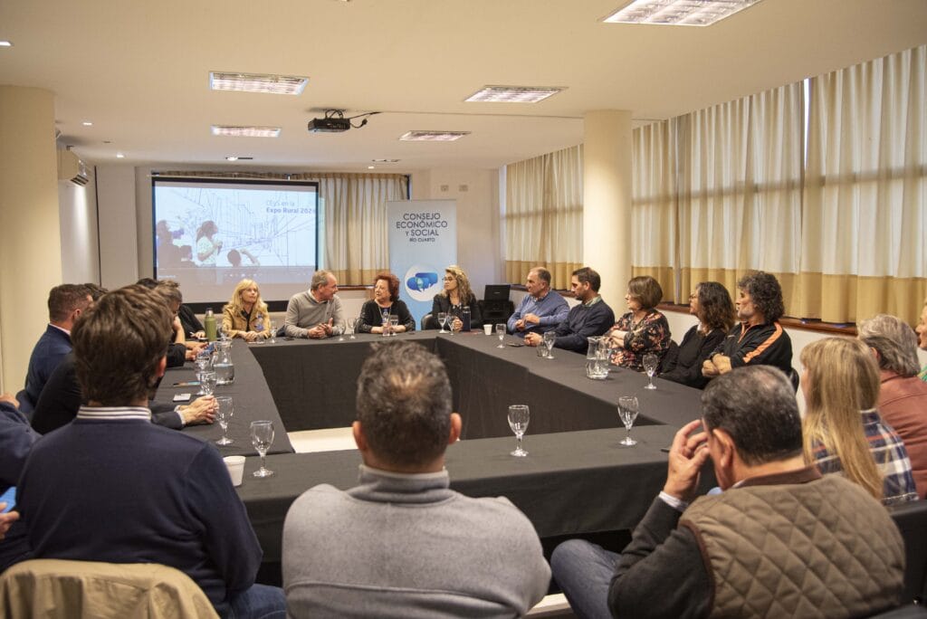 El Intendente participó del plenario ampliado del Consejo Económico y Social