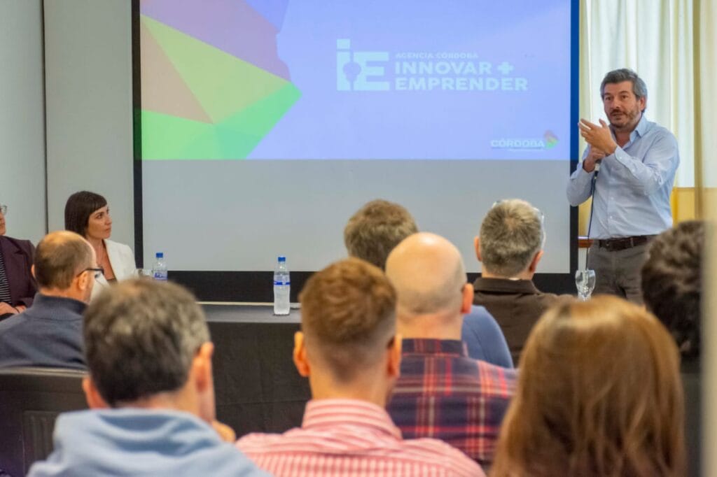 Presentan programas para impulsar el desarrollo de las empresas locales