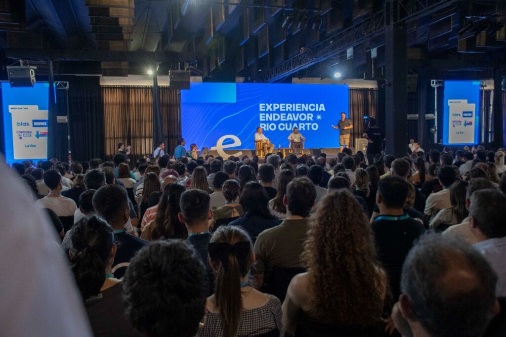 La Experiencia Endeavor inspiró a los emprendedores que se reunieron en Río Cuarto