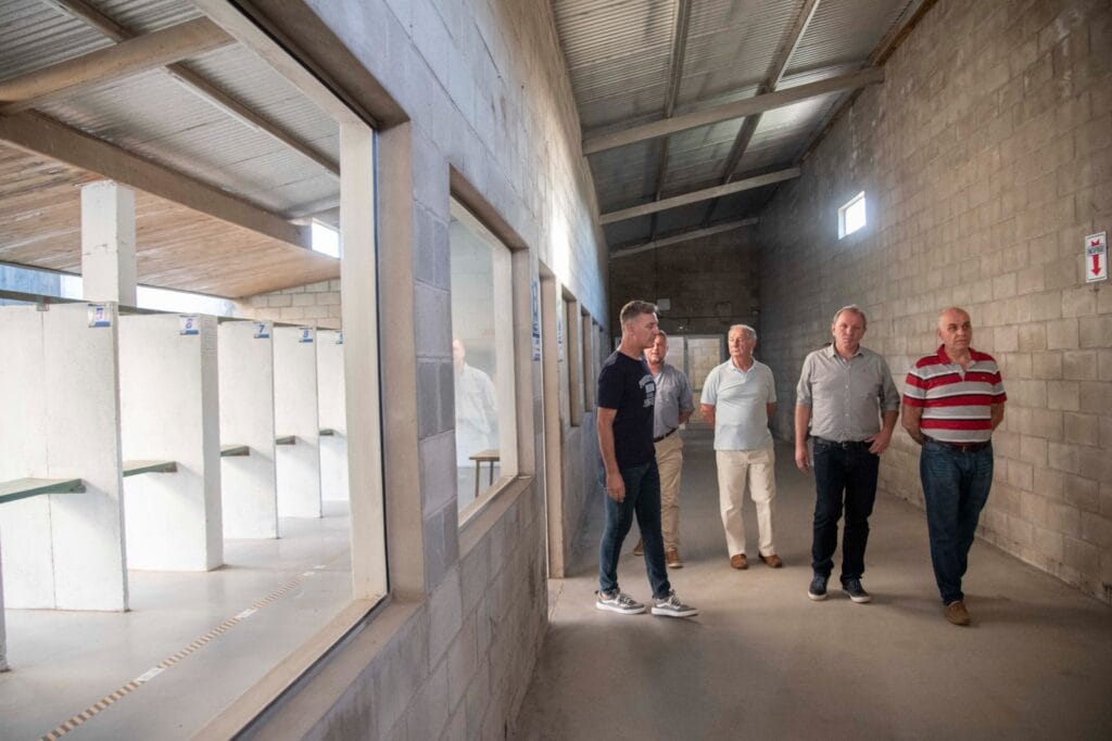 De Rivas y Koch visitaron las renovadas instalaciones del Tiro Federal