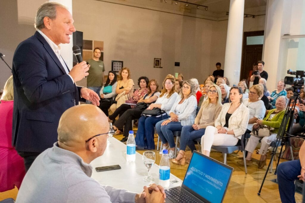 Plenitud y Movimiento: presentaron un inédito Programa Integral para Adultos Mayores