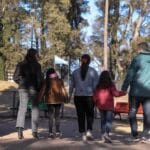 “Familias para Familias” abre la inscripción para sumar 50 familias a la red de cuidados