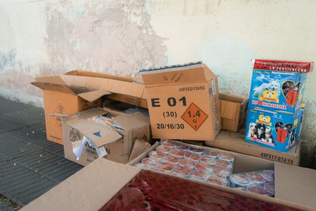 Iniciaron una campaña para desalentar el uso de pirotecnia y denunciar la venta ilegal