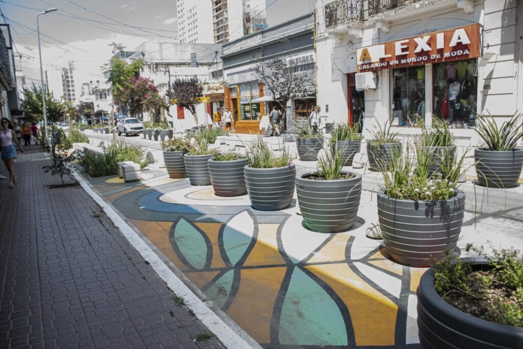 Quedó habilitado el nuevo Centro Comercial a Cielo Abierto de calle Sobremonte