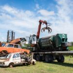 Economía Circular: Comenzó la compactación de 500 autos y 2000 motos abandonadas