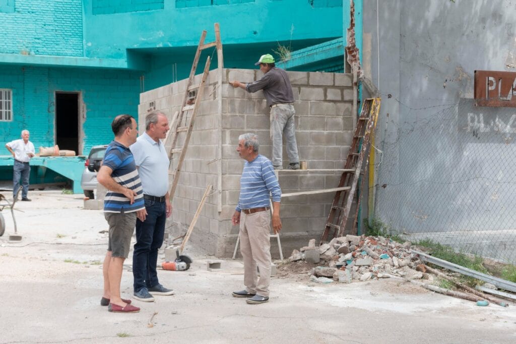 De Rivas visitó un centro de jubilados para potenciar acciones para los adultos mayores