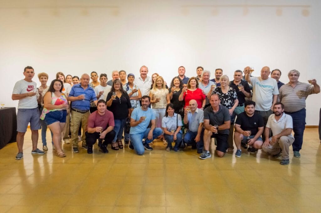 Fortalecimiento Vecinal: De Rivas felicitó por el éxito del programa.