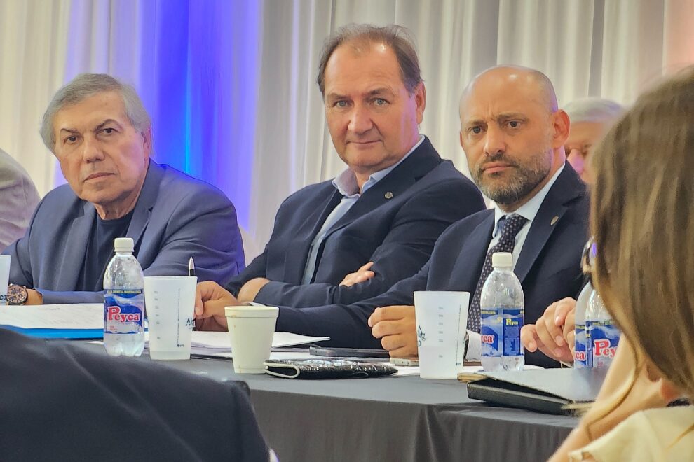 La Región Centro pedirá participar en la definición de la nueva licitación de la hidrovía