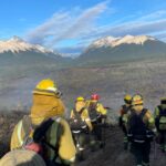 Bomberos cordobeses continúan trabajando en el sur del país