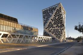 Mañana cobran los jubilados y empieza el cronograma de los activos provinciales