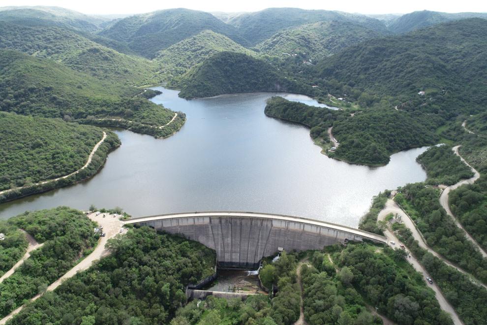 Recuperación hídrica en la provincia: el embalse La Quebrada se acerca a su nivel de vertedero