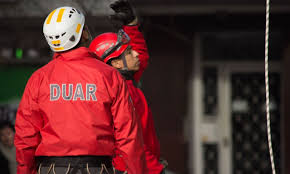 Obrero de la construcción perdió la vida al caer de un edificio en altura