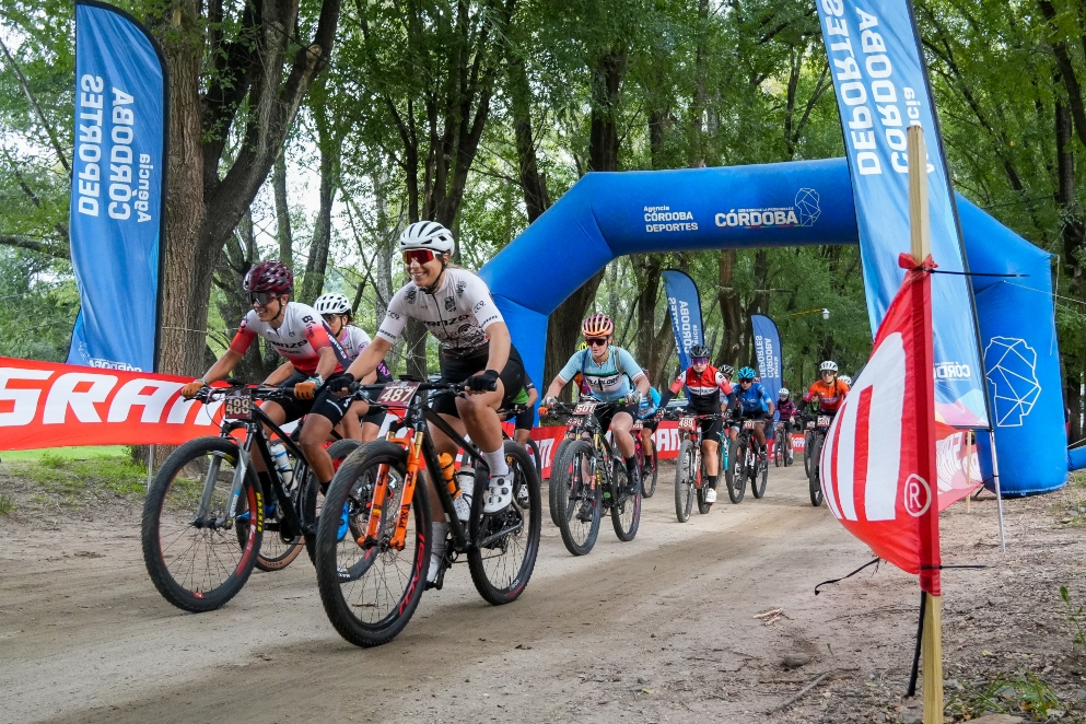 Unos 700 ciclistas hicieron la Vuelta a Alpa Corral