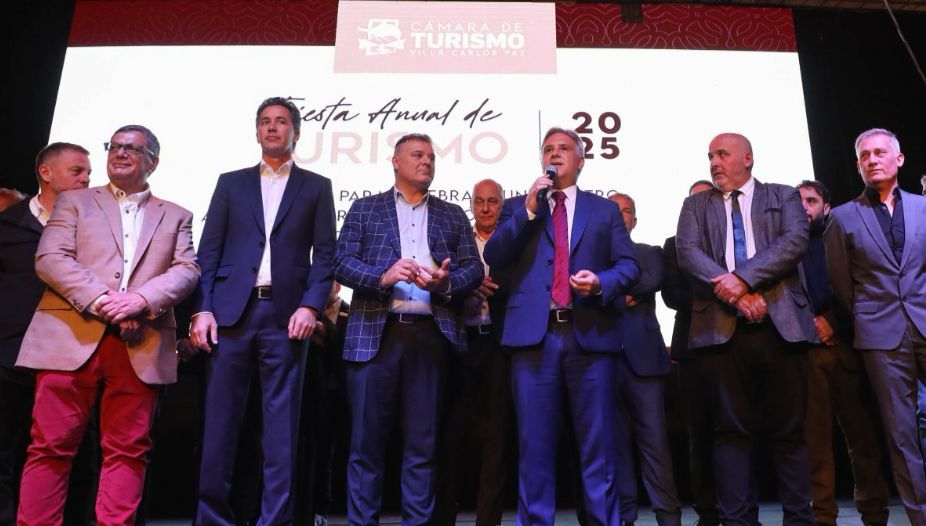 Llaryora anunció la construcción de un hospital para Carlos Paz