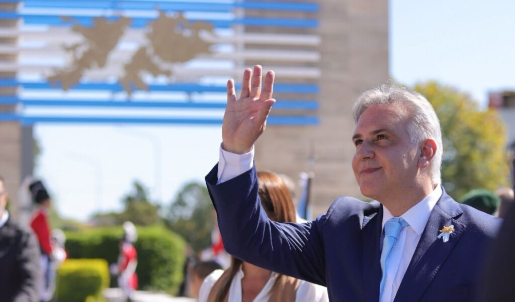 En Villa María, la Provincia homenajeó a los veteranos y caídos en Malvinas