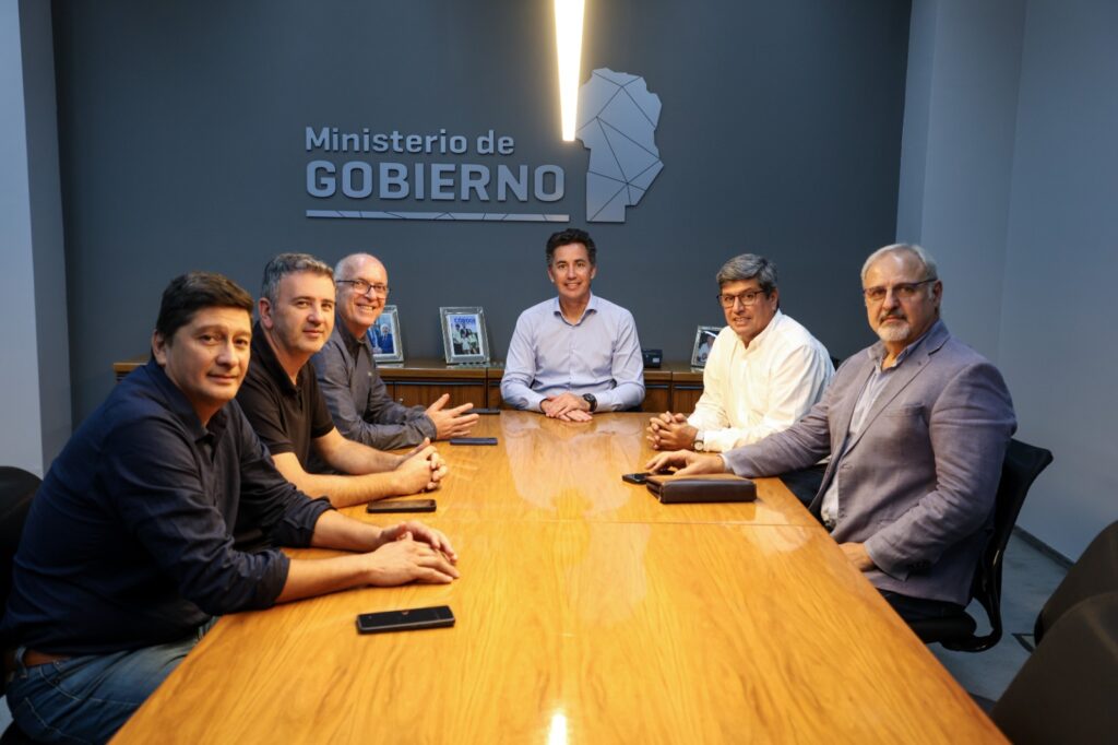 Calvo recibió a las autoridades del Foro de Intendentes del radicalismo