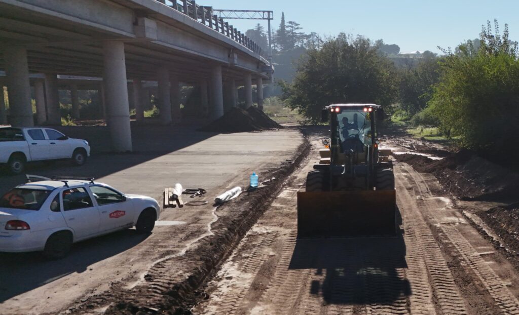 Comenzó la construcción de estacionamientos para 3.000 vehículos en el Polo Kempes