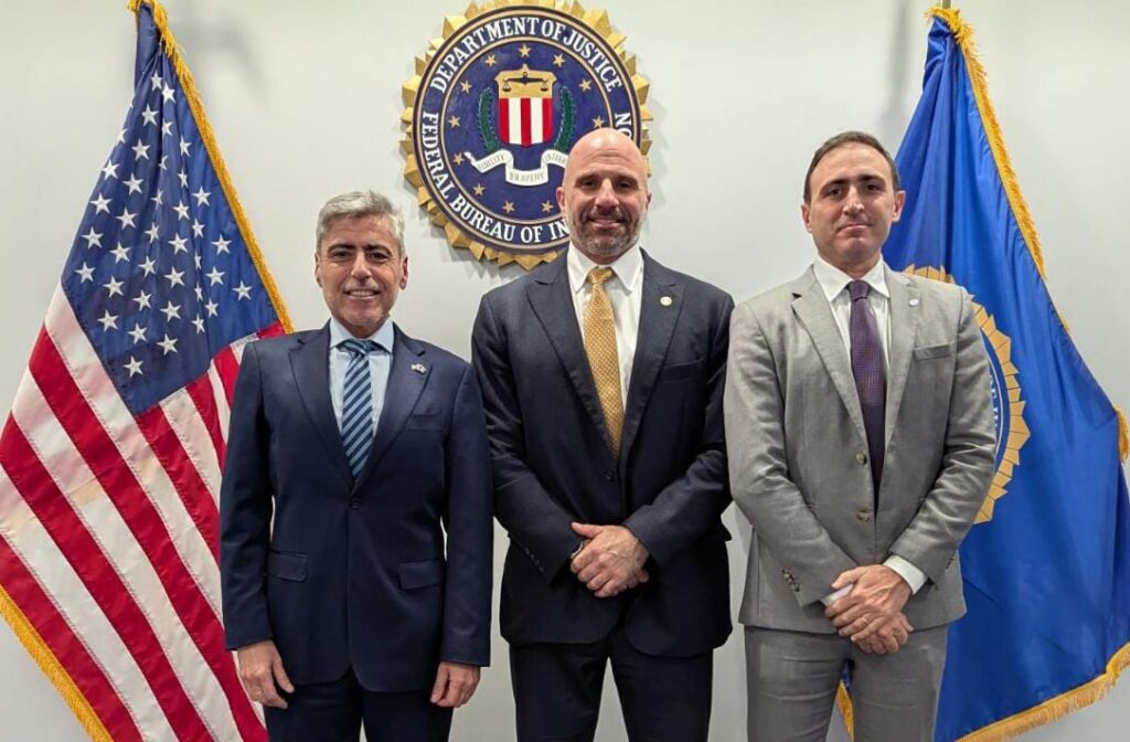 En Estados Unidos, Quinteros y López se reunieron con el FBI, la DEA y la Policía de Nueva York