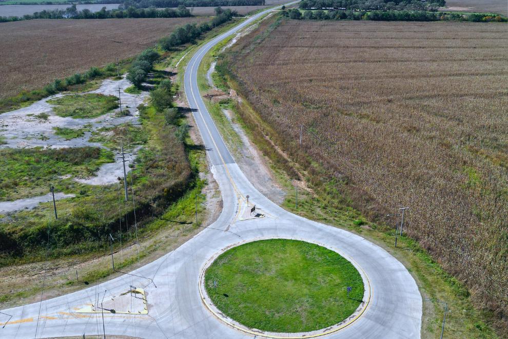 Infraestructura rural: Etapa final de la pavimentación del camino Río de los Sauces – Elena