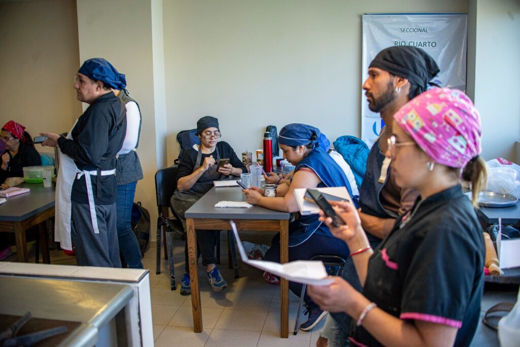 Escuela Municipal de Capacitación en Oficios: Cursos de formación gratuita en mayo