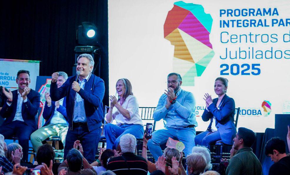 Llaryora: “Sostenemos un Estado con superávit y la gente adentro”