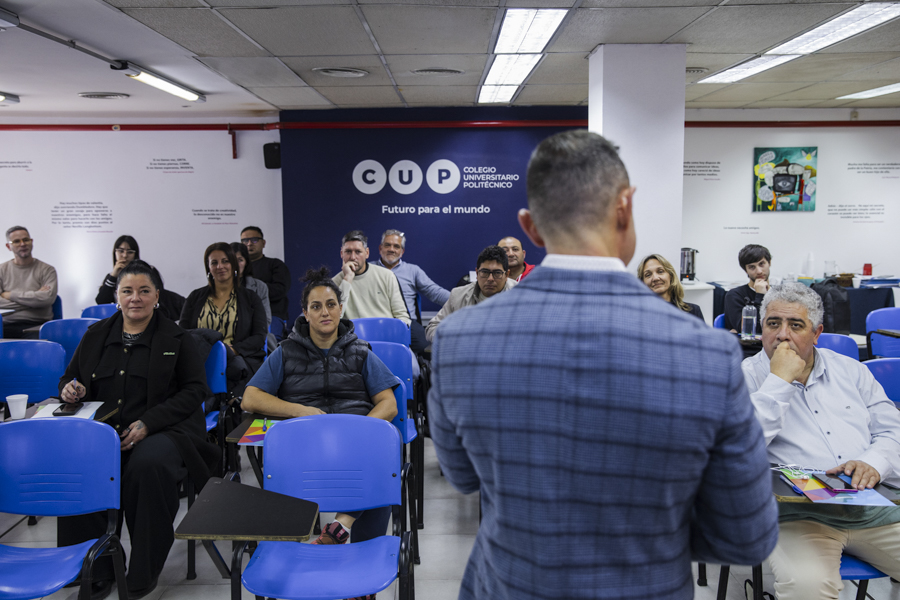 El IPCAM dictó los cursos de comunicación efectiva y comunicación digital para gobiernos locales