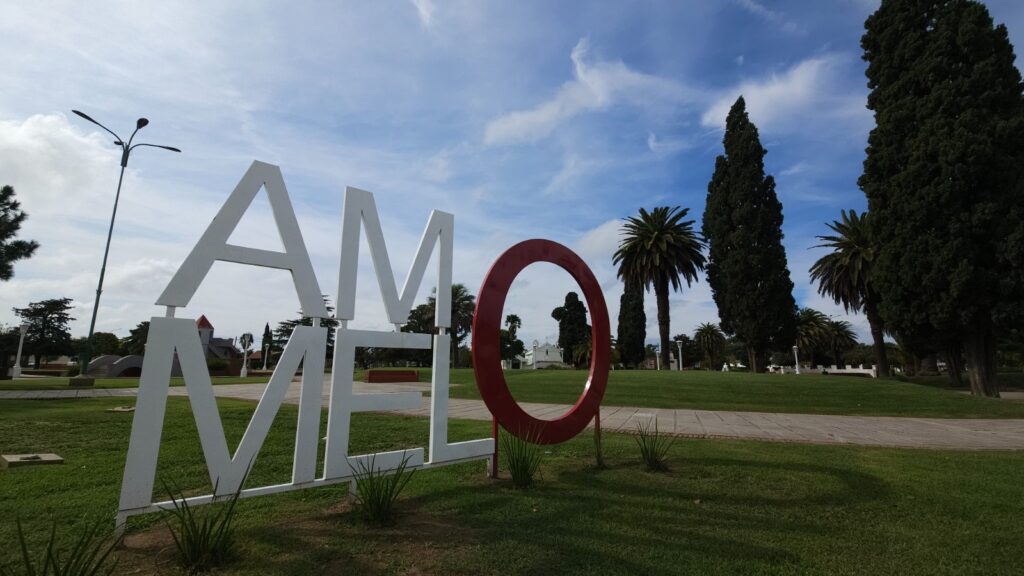 Sur-sur provincial: Transforman un desagüe en un espacio verde recreativo y de esparcimiento
