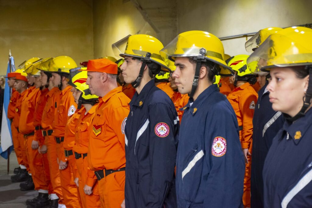 De Rivas acompañó a los bomberos en la celebración por su día