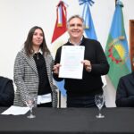 Buchardo: Llaryora anunció la ampliación la red domiciliaria de gas y la construcción de una planta de agua potable
