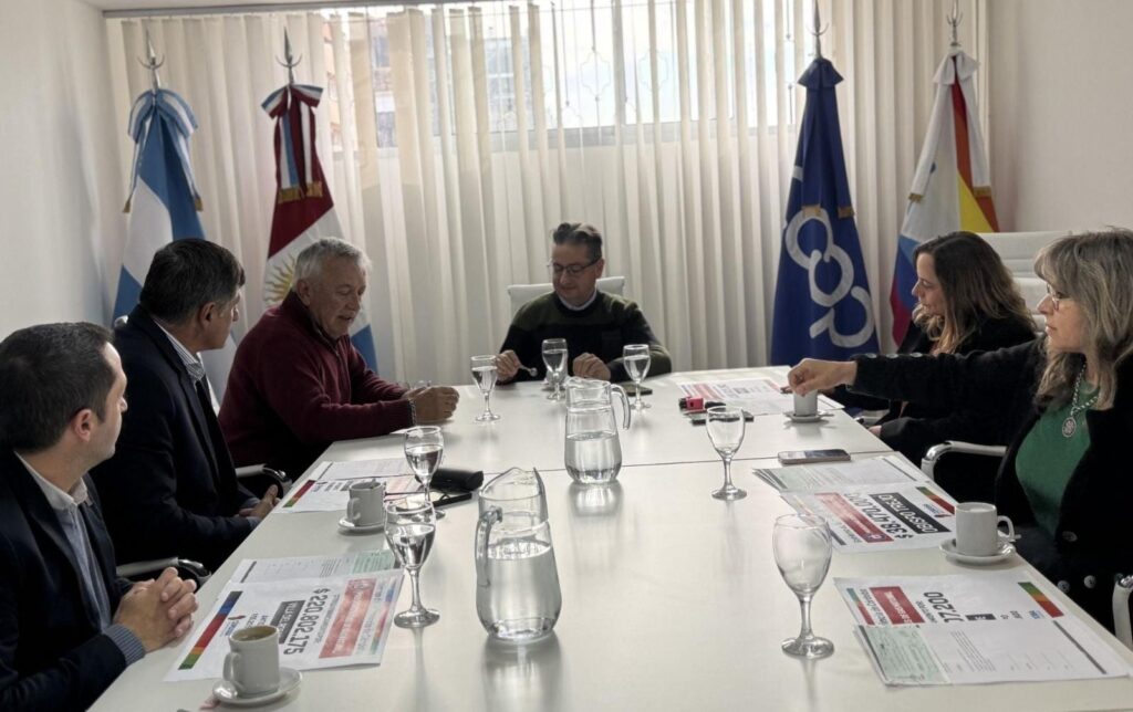 La Provincia enviará fondos para redes de gas natural en cinco municipios