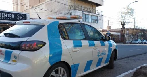 Guardia local y policía detuvieron a un sujeto con pedido de paradero