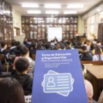 Más de 40 estudiantes tramitan su primera licencia de conducir en el Escuela Comercial