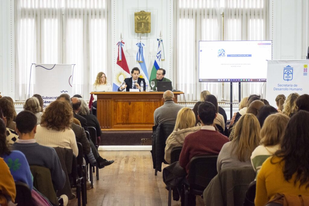 Desarrollan un conversatorio para generar conciencia sobre la trata y explotación de personas