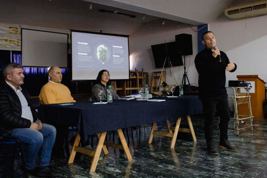 Delegados de AGEC se capacitaron sobre Ojos en Alerta para ser agentes multiplicadores