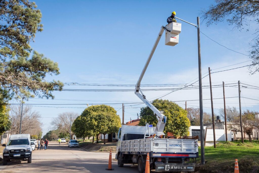 El Municipio licitará los servicios de mantenimiento del alumbrado público y semaforización