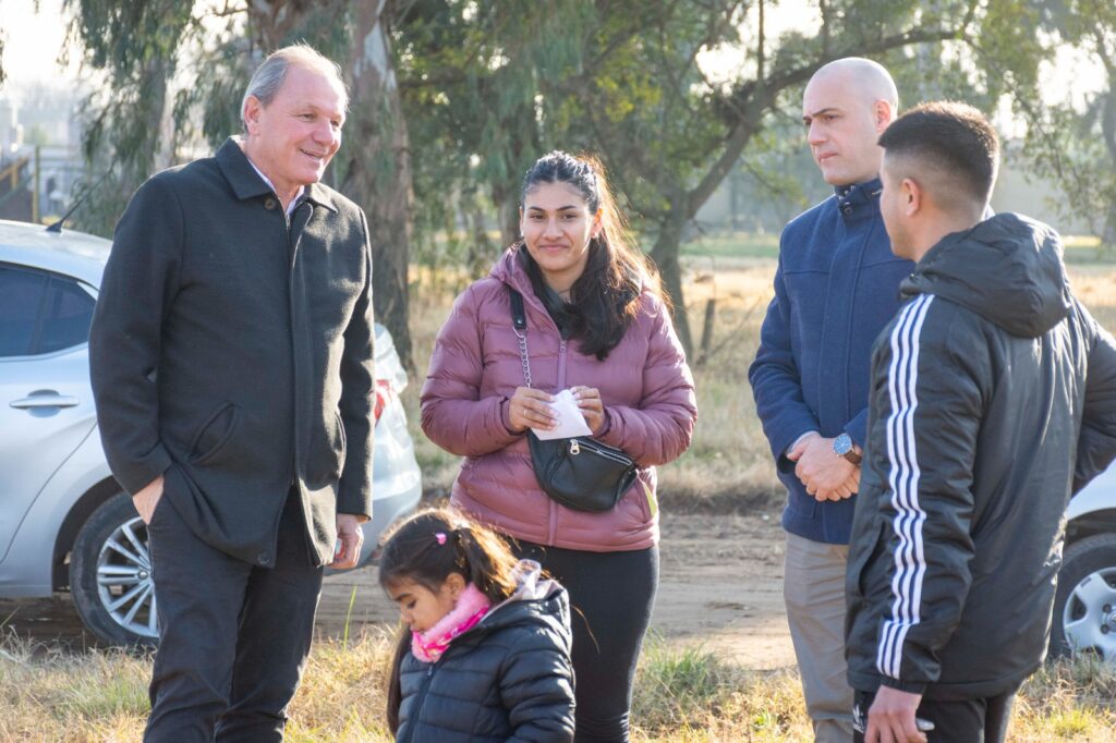 Comenzó la entrega de terrenos a los 170 beneficiarios del Loteo Colombres