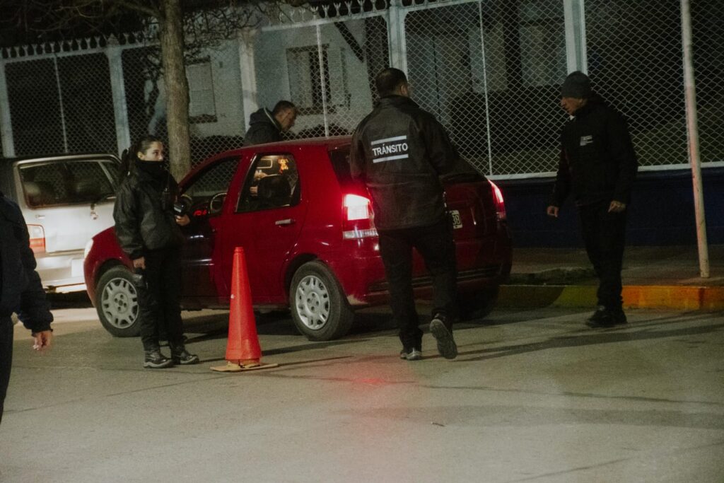 Más de 30 vehículos demorados en operativo de alcoholemia y tránsito