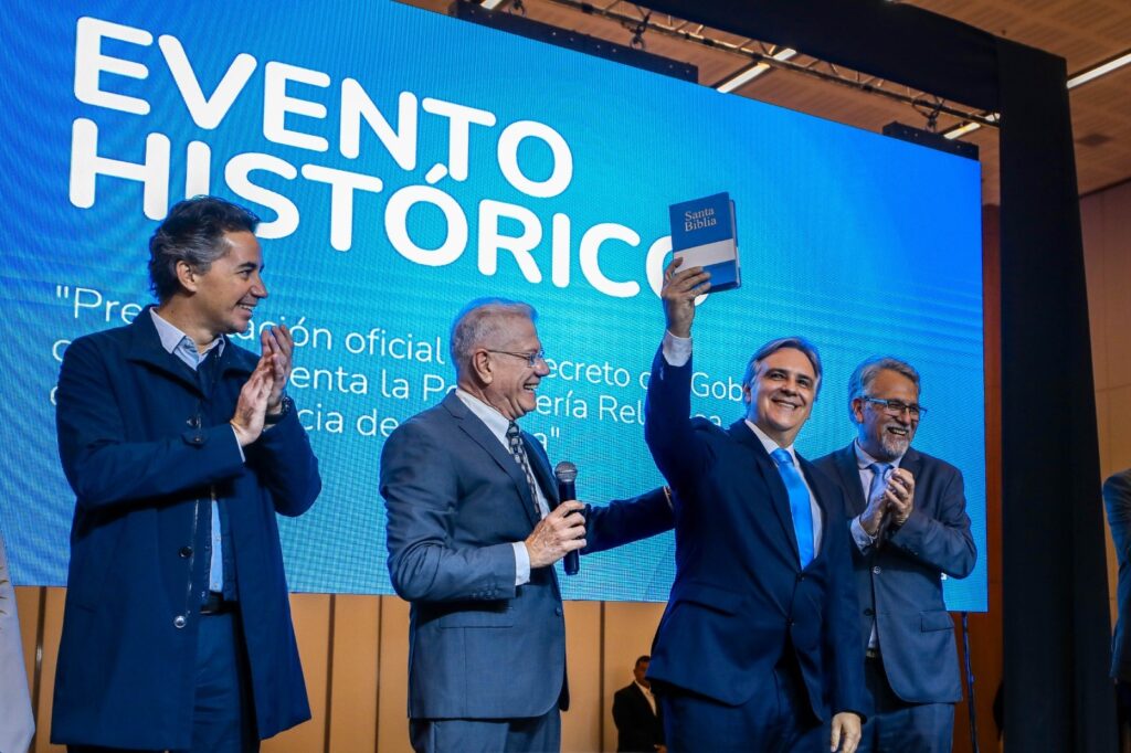 Iglesias Evangélicas de la provincia podrán acceder a la personería religiosa