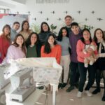 Nuevas mamás confeccionan catres para sus bebés gracias al programa Latidos