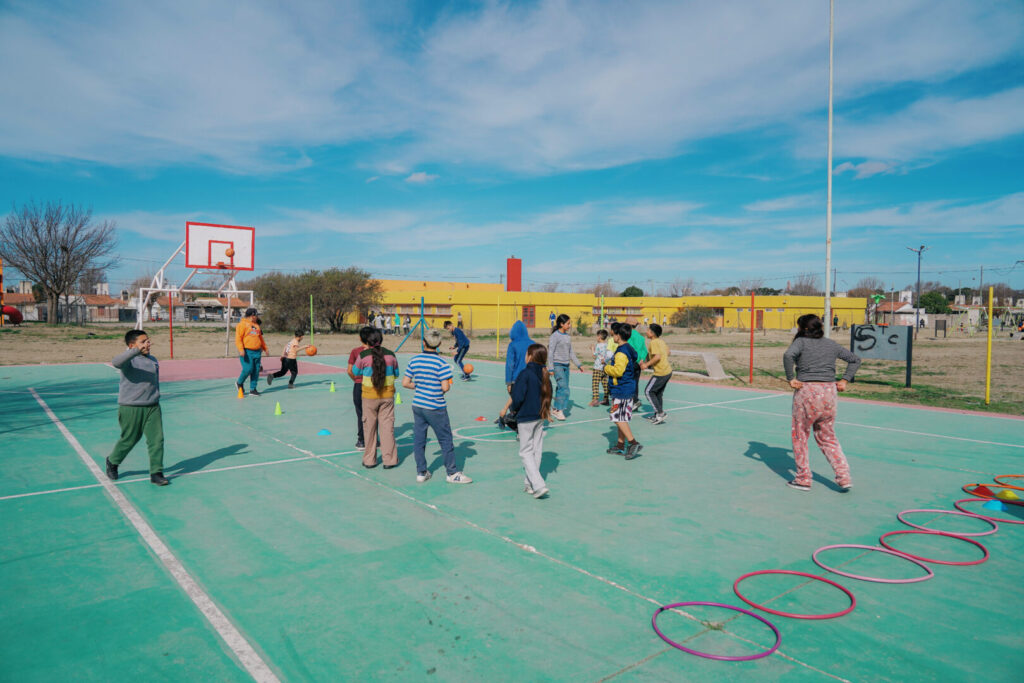 El Deporte Social ya contiene a más de 1000 chicos en más 20 espacios por toda la ciudad