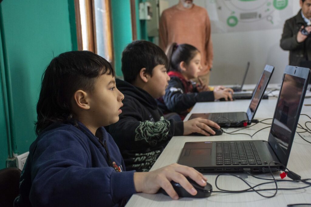 Comenzaron los talleres gratuitos de Robótica, Programación e Impresión 3D en el Punto Digital