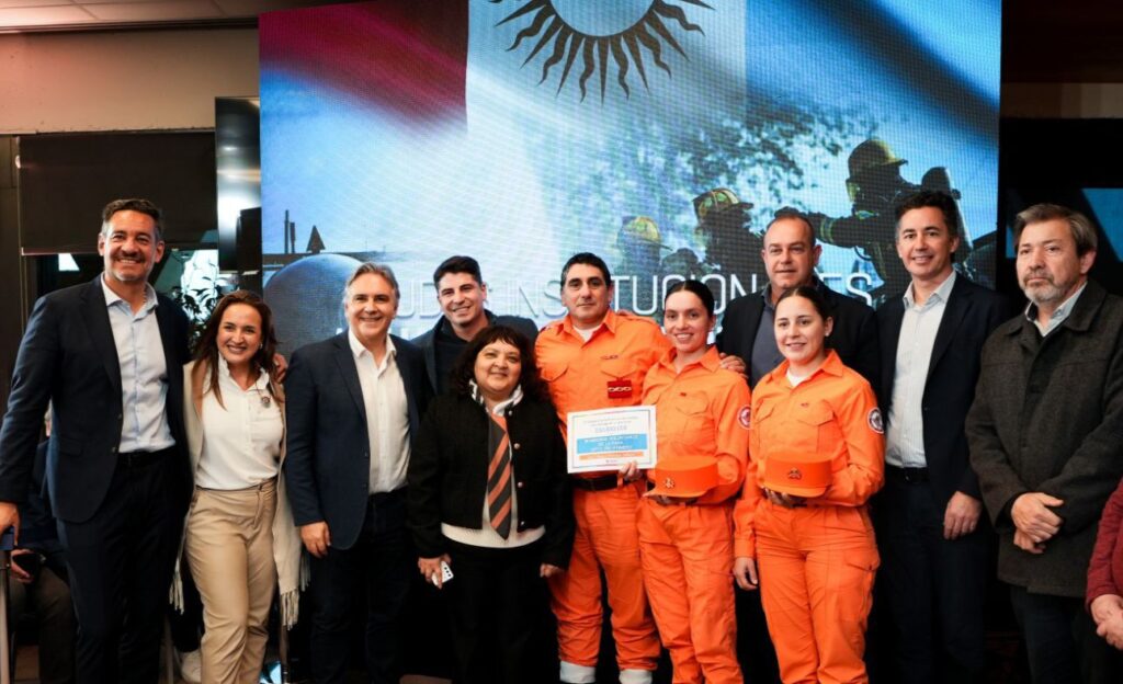 La Provincia sigue fortaleciendo a los bomberos voluntarios