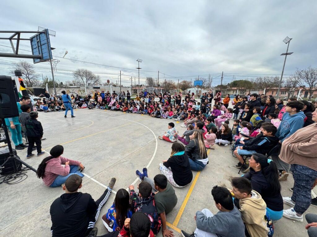 Más de 270 niños y niñas participaron de la jornada comunitaria “Celebramos la Niñez” en el CIC del barrio Obrero