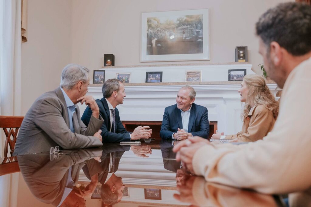 De Rivas recibió al senador del Congreso de Italia Mario Borghese